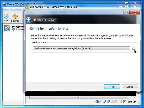 Oracle VirtualBox VM Select Installation Media